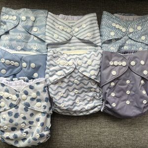 NWOT Nora’s Nursery Newborn/Baby Cloth Diapers